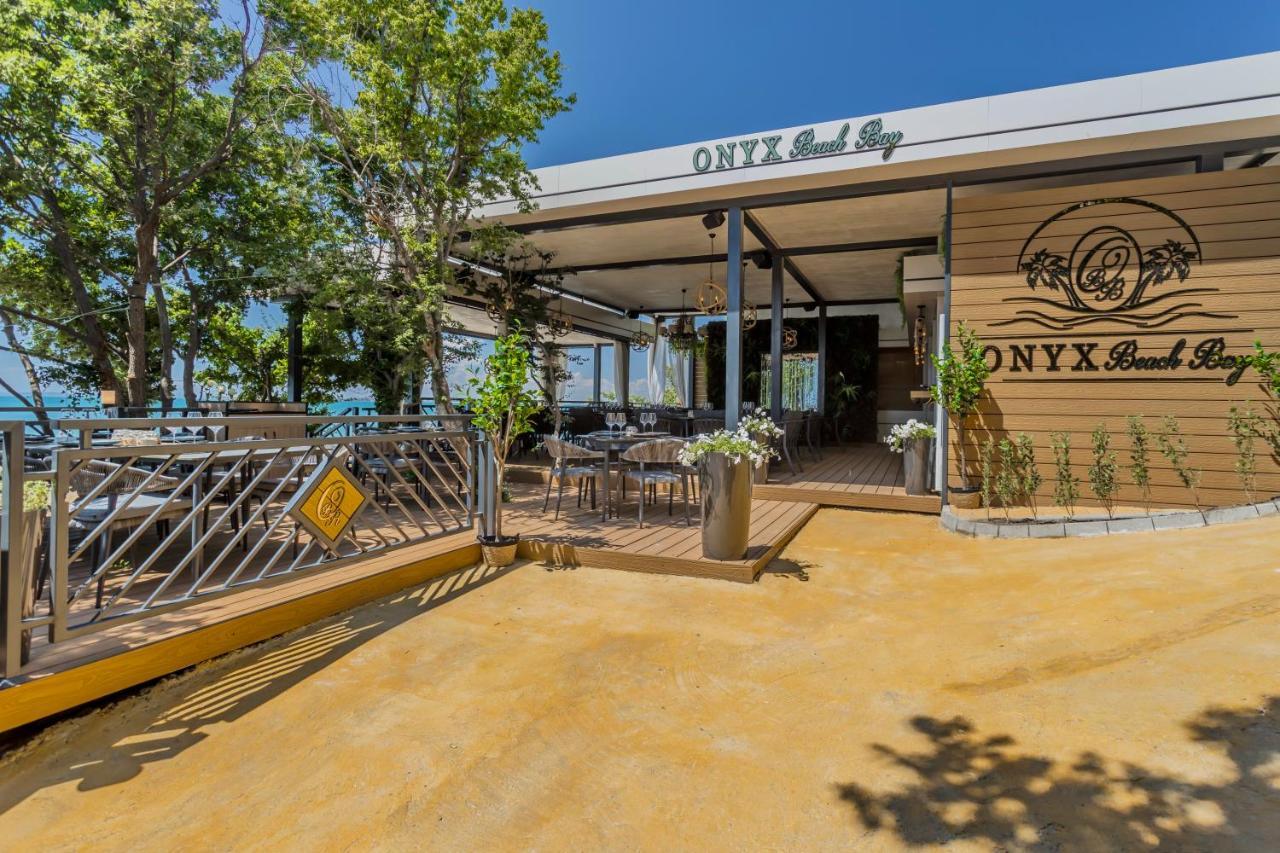 סבטי ולאס Onyx Beach Residence - Free Parking & Beach Access מראה חיצוני תמונה
